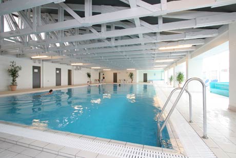 Dejlig stor pool til leg